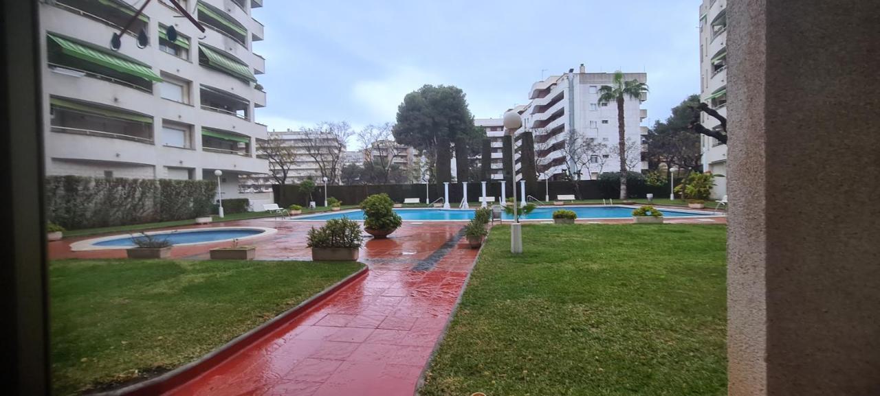 Apartment Center Salou Near Port Aventura المظهر الخارجي الصورة