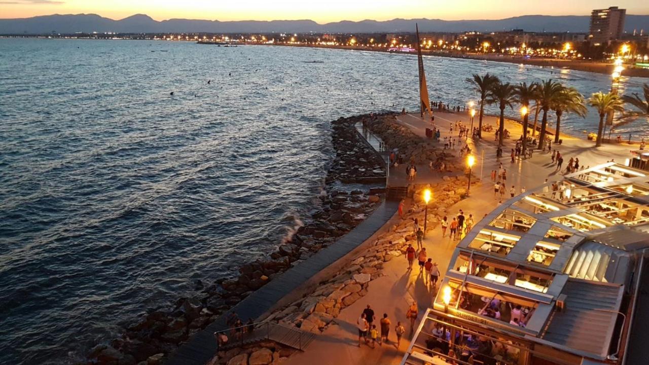 Apartment Center Salou Near Port Aventura المظهر الخارجي الصورة